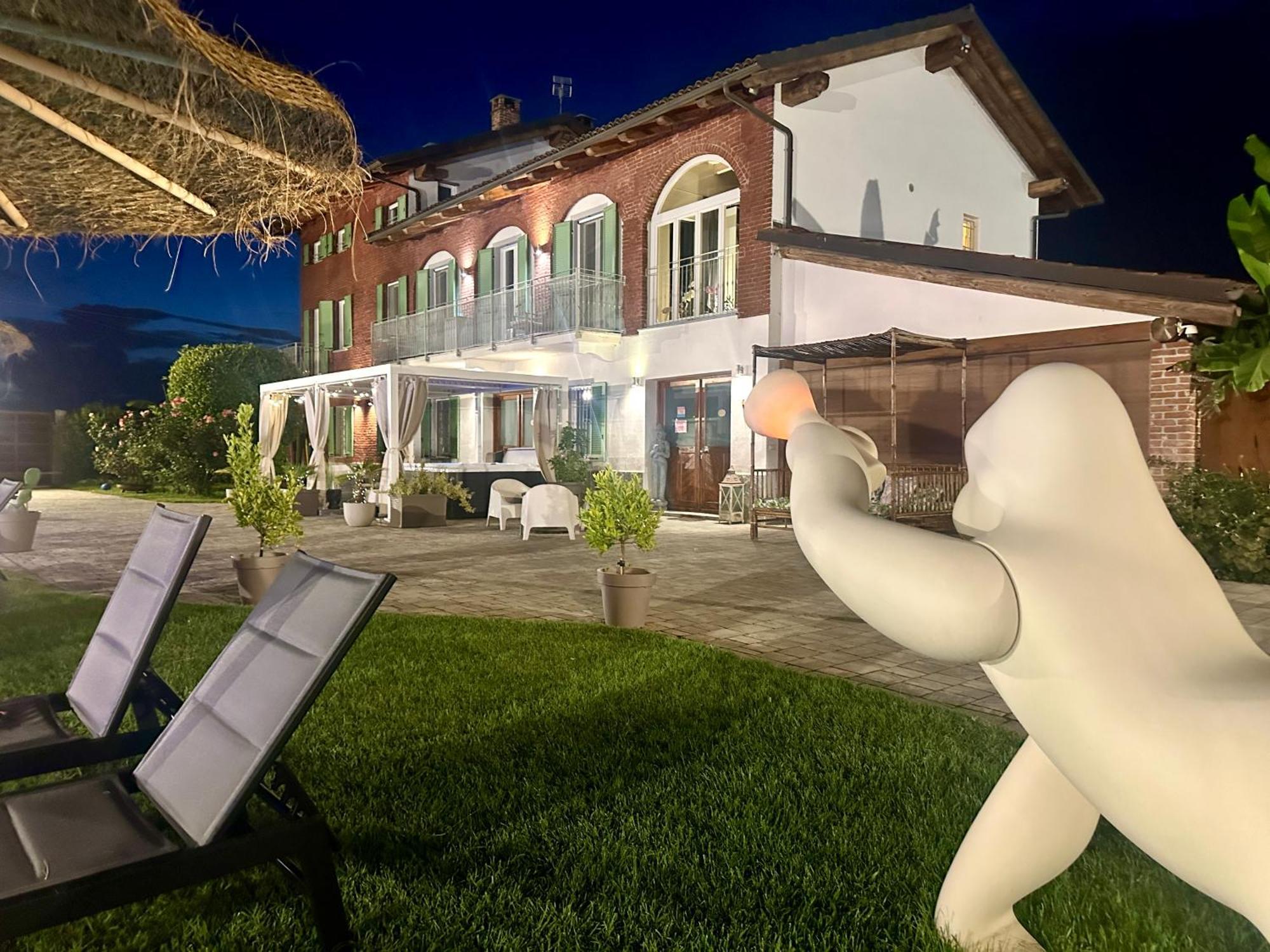 Family Relais La Magnolia Apartment Villanova d'Asti Exterior photo